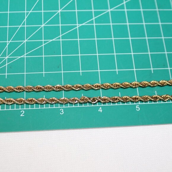 Lola Leoni Floral Crystal Pendant - Picture 9 of 9